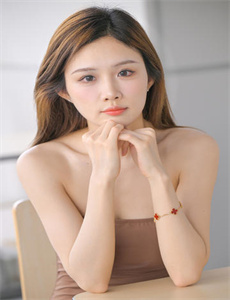 《搡老女人老妇女老熟女O在线阅读-丝袜艺术》